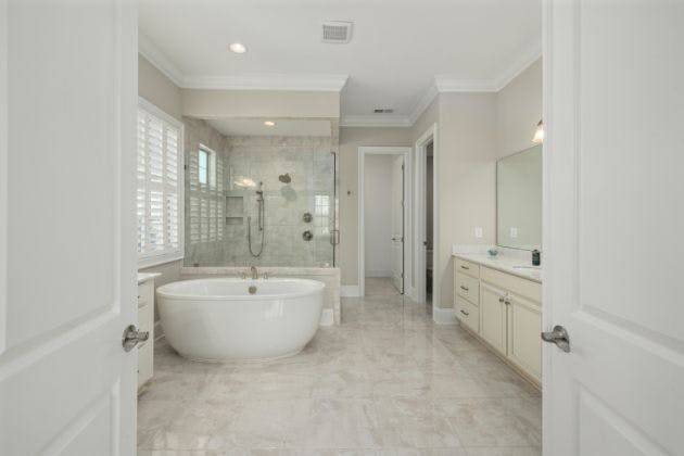 Small Bathroom Layout Tips: Storage, Showers & Space-Savers